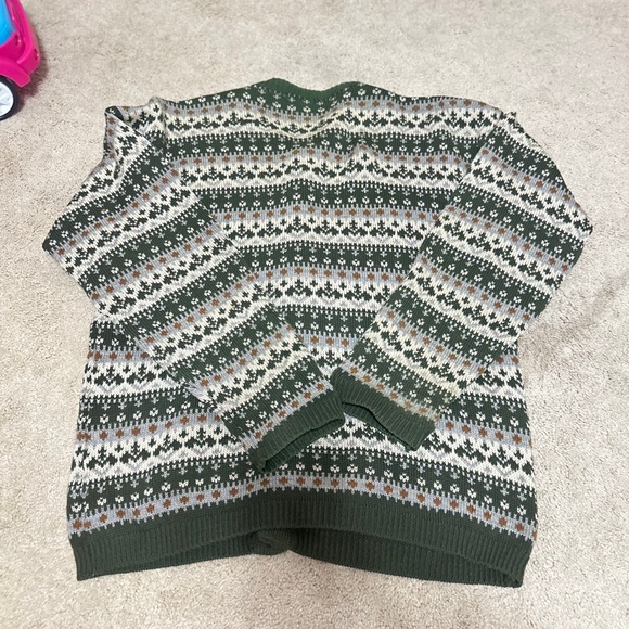 🎀BOGO 50% off 🎀 Patterned Green and White Cardigan - Picture 9 of 10